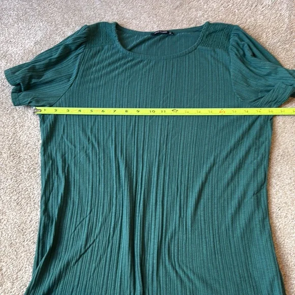 Pink Clover Nevea Green Flutter Short Sleeve Knit Top Women's Size Medium - Picture 5 of 7